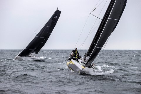 being the leeward boat is important for offshore racing